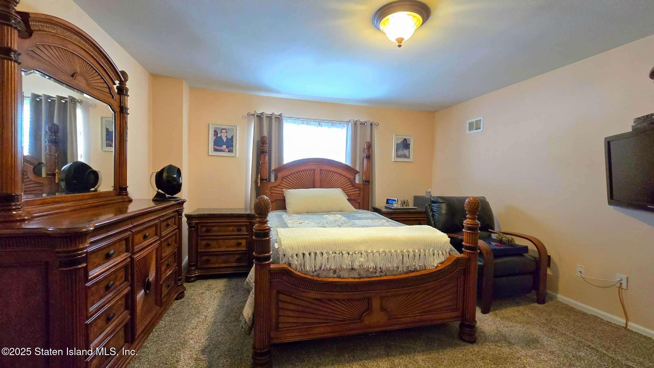 208 Osgood Avenue, Staten Island, New York image 15