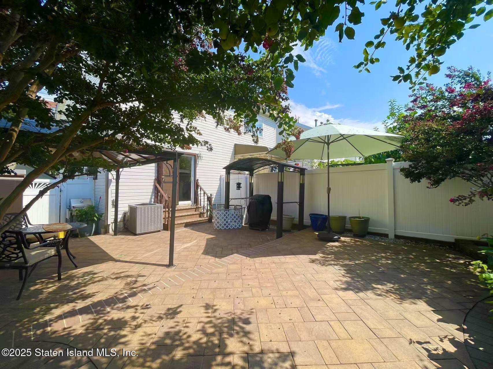 208 Osgood Avenue, Staten Island, New York image 28