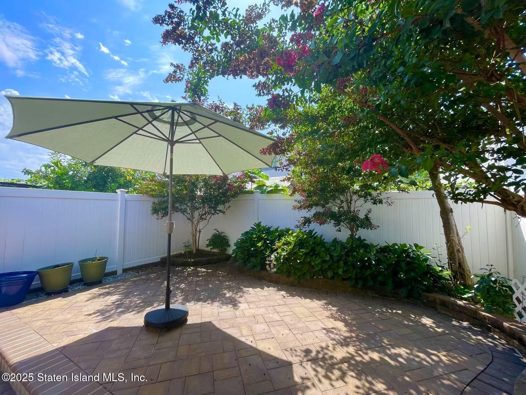 208 Osgood Avenue, Staten Island, New York image 30