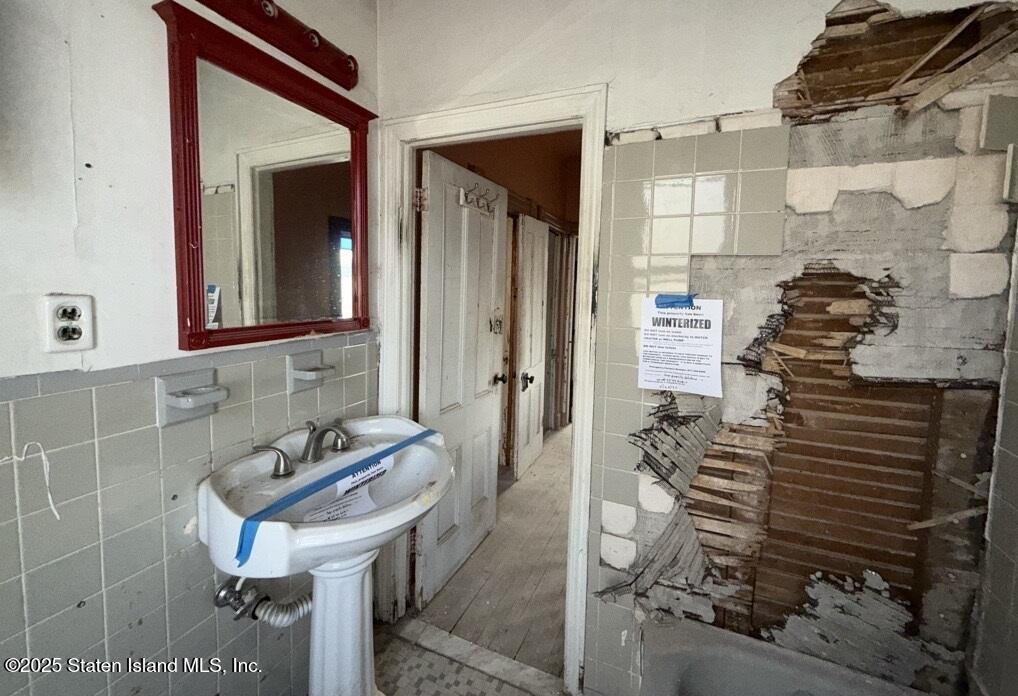 116 Tysen Street, Staten Island, New York image 12