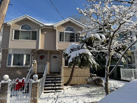 Photo of 92 Saint Josephs Avenue, Staten Island, NY 10302 (MLS # 2507194)