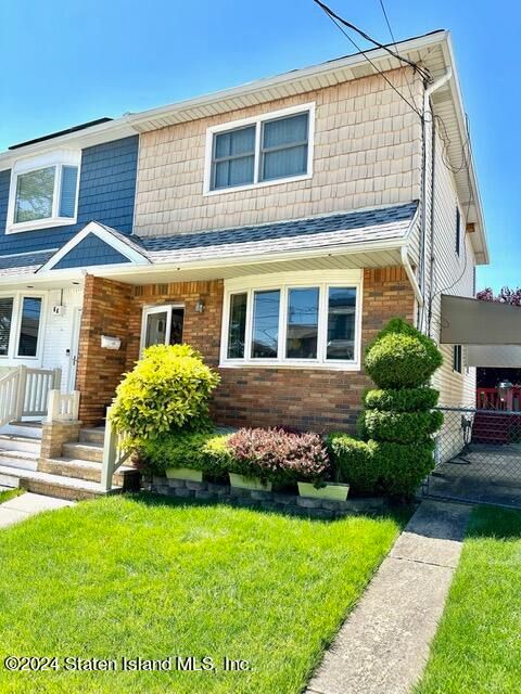 Photo of 68 Groton Street, Staten Island, NY 10312 (MLS # 2403126)