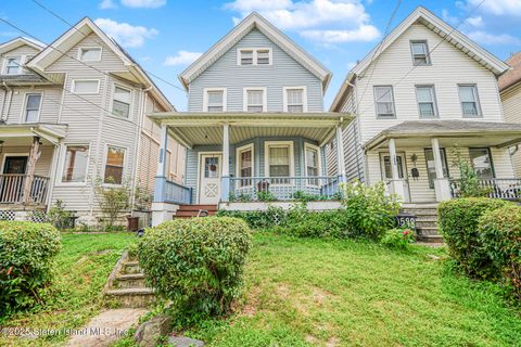 Photo of 1594 Castleton Avenue, Staten Island, NY 10302 (MLS # 2504513)