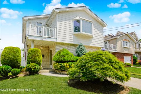 Photo of 373 Katan Avenue, Staten Island, NY 10308 (MLS # 2503292)