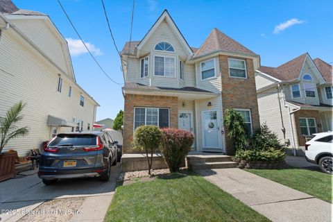 Photo of 128 Vedder Avenue, Staten Island, NY 10302 (MLS # 2503817)