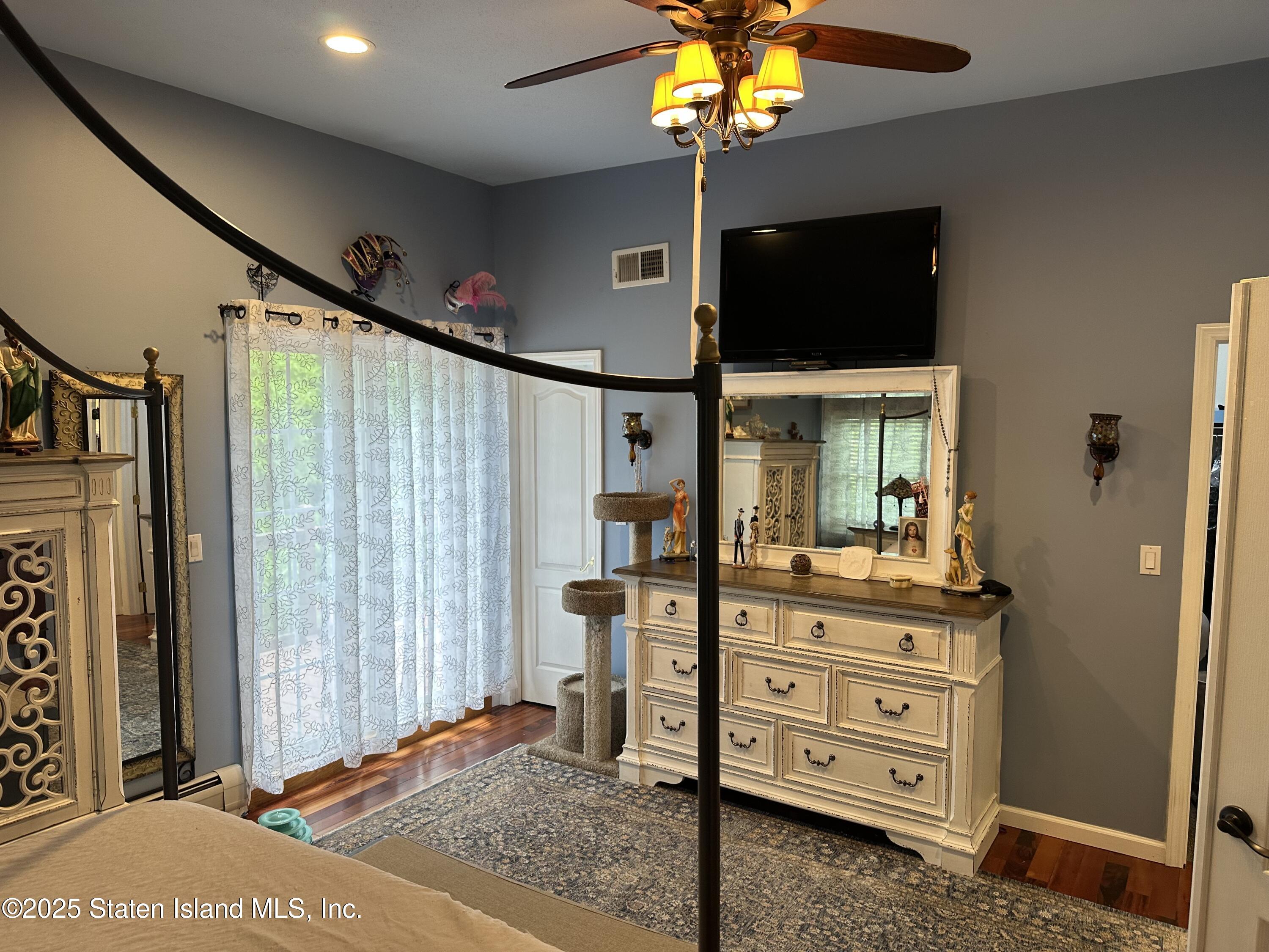 1095 Huguenot Avenue Ave, Staten Island, New York image 29