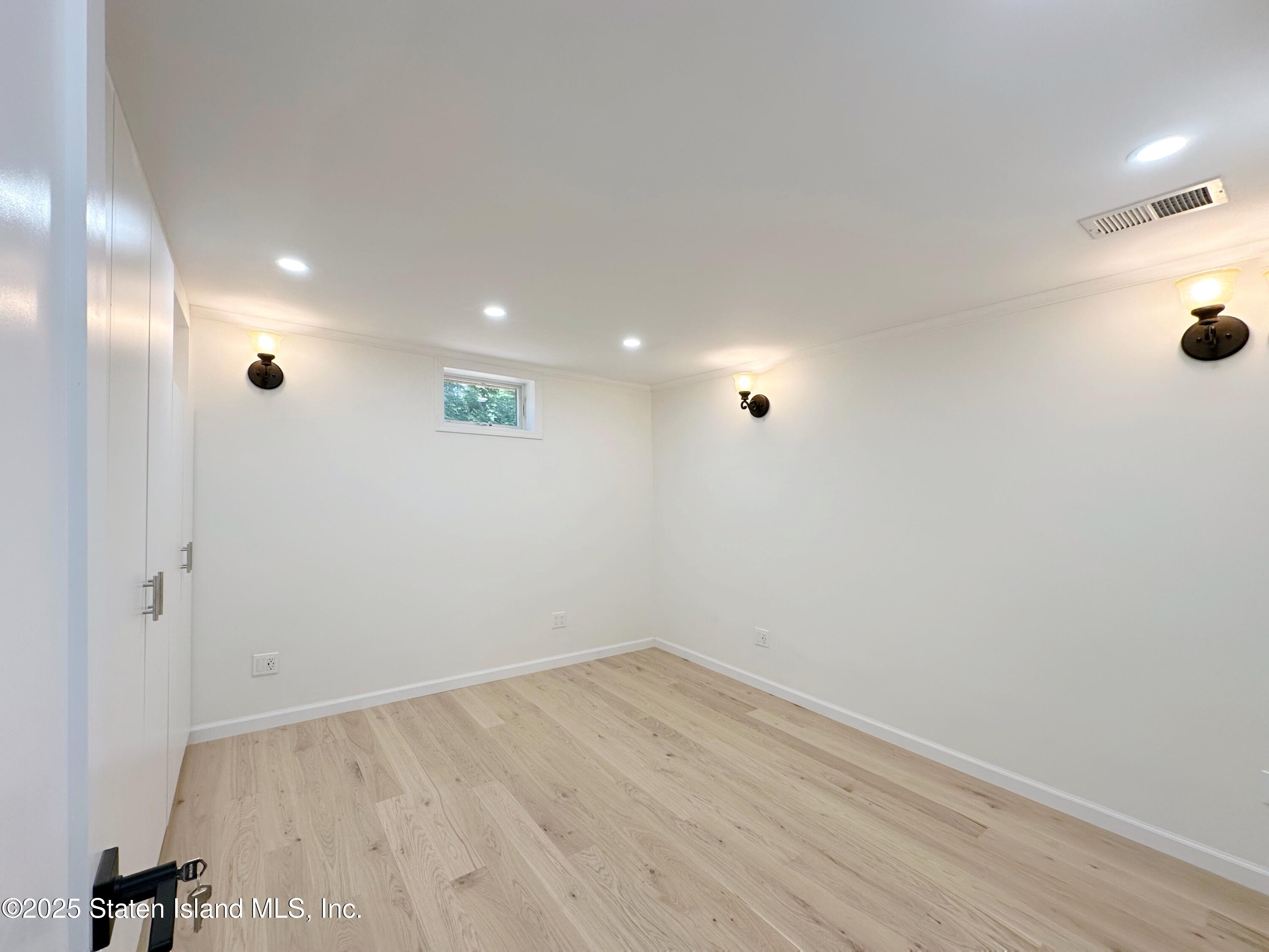 244 Four Corners Road, Staten Island, New York image 32
