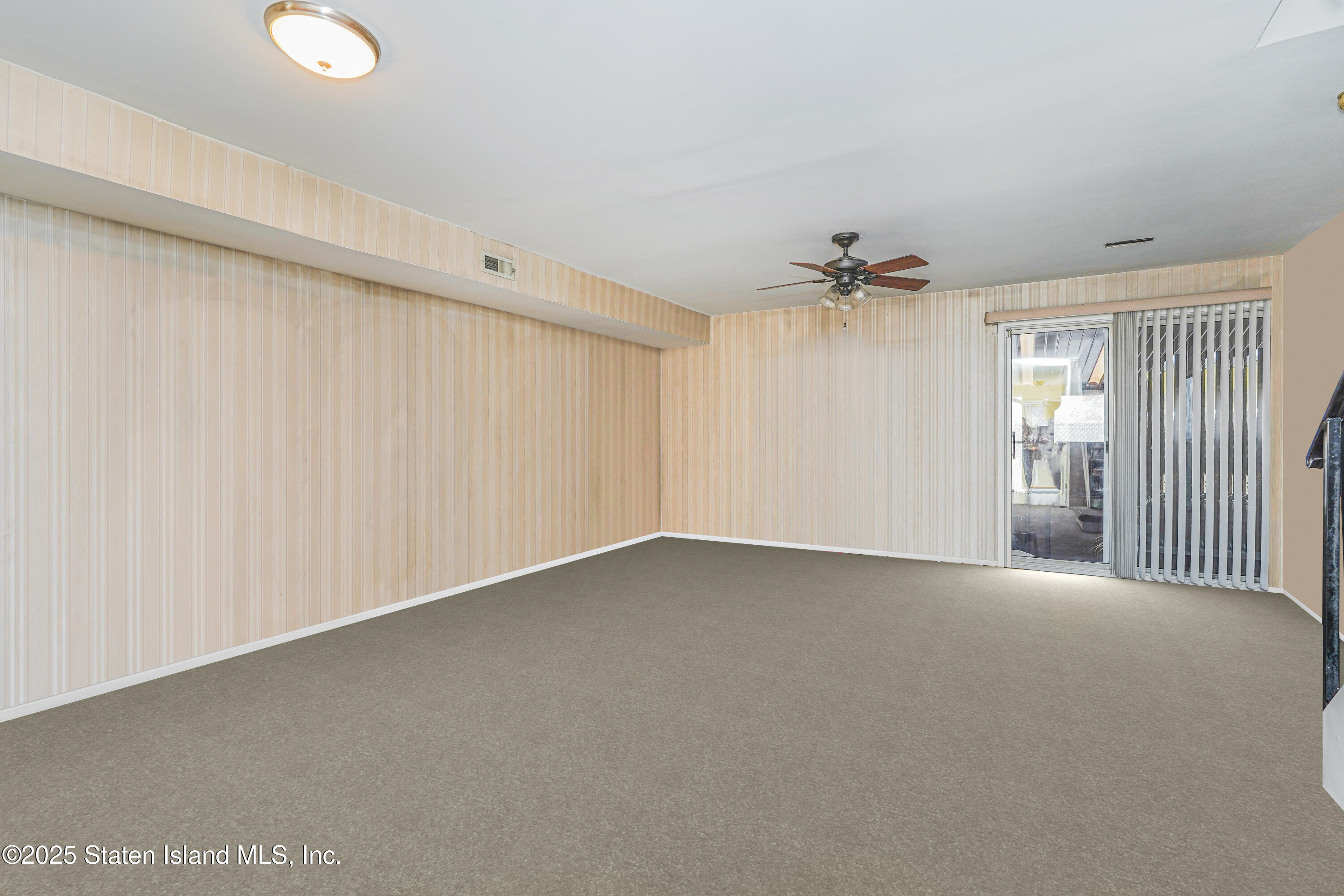 66 Adrianne Lane, Staten Island, New York image 15