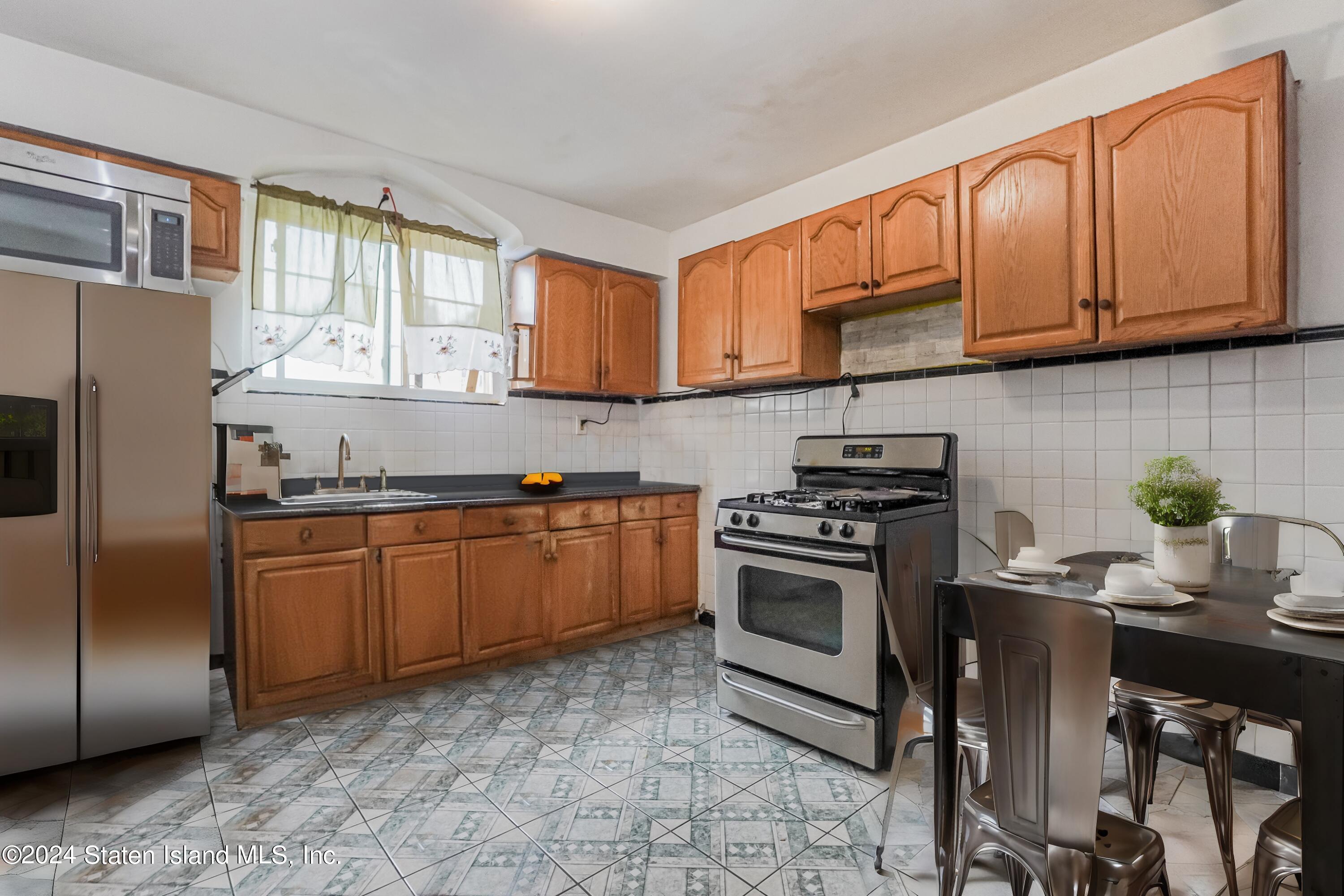 50 Brook Street, Staten Island, New York image 5