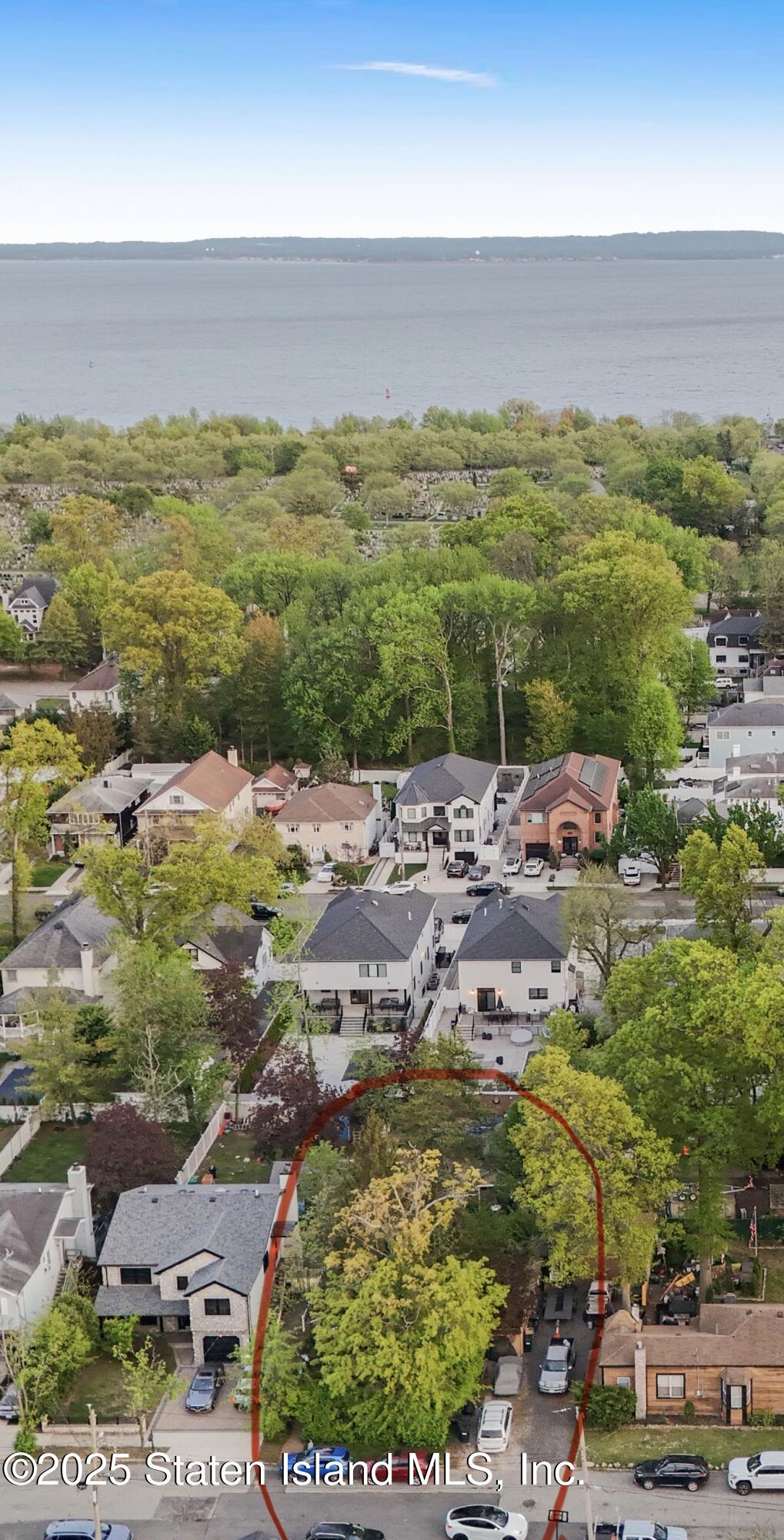 16 Stevenson Place Pl, Staten Island, New York image 1