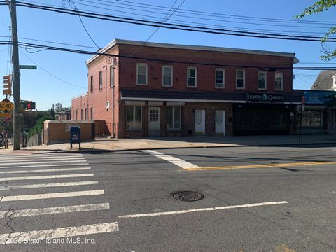 Photo of 13701374 Richmond Road, Staten Island, NY 10304 (MLS # 2600718)