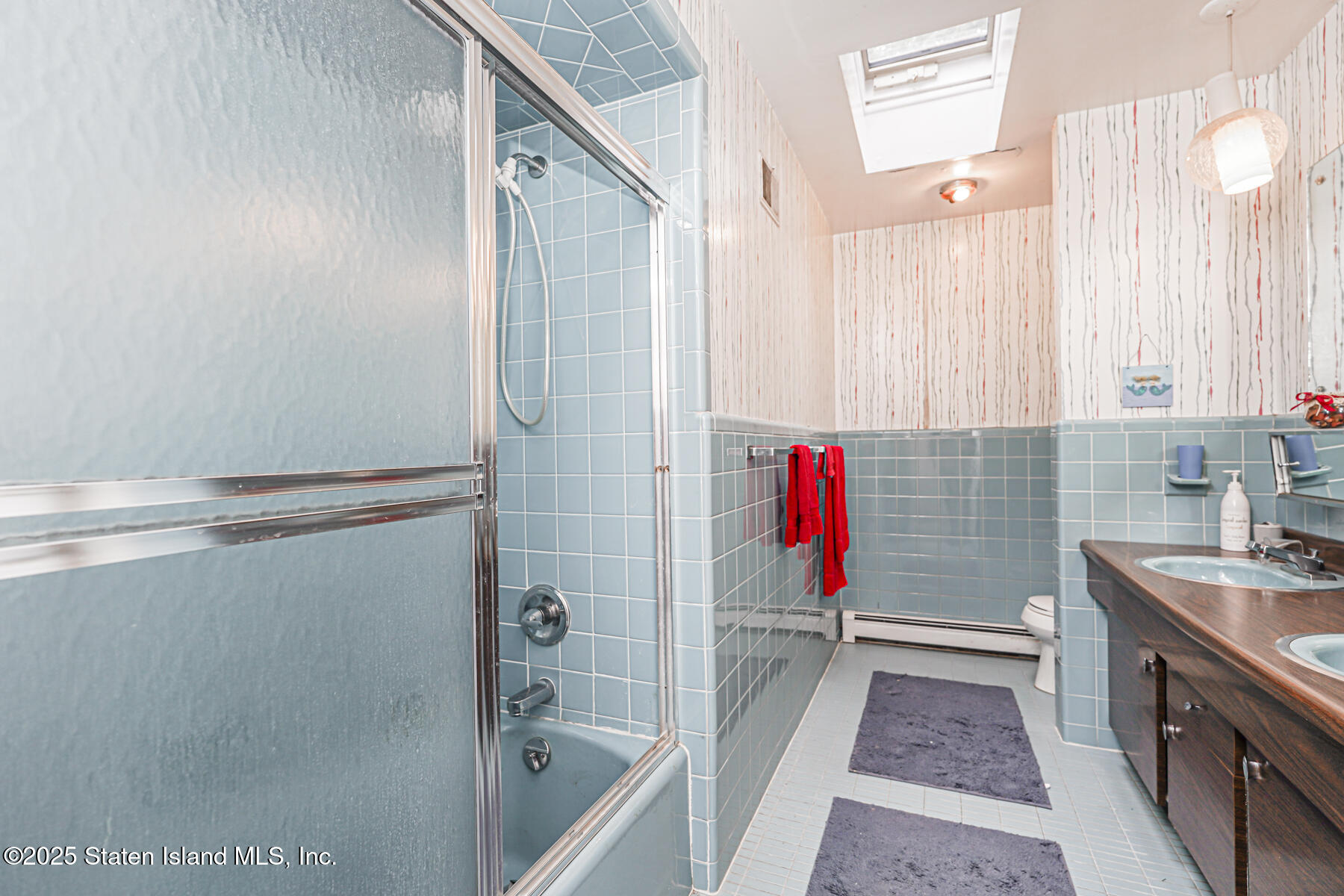 Staten Island, New York 10301, United States, 3 Bedrooms Bedrooms, ,2 BathroomsBathrooms,Residential,Active,216907