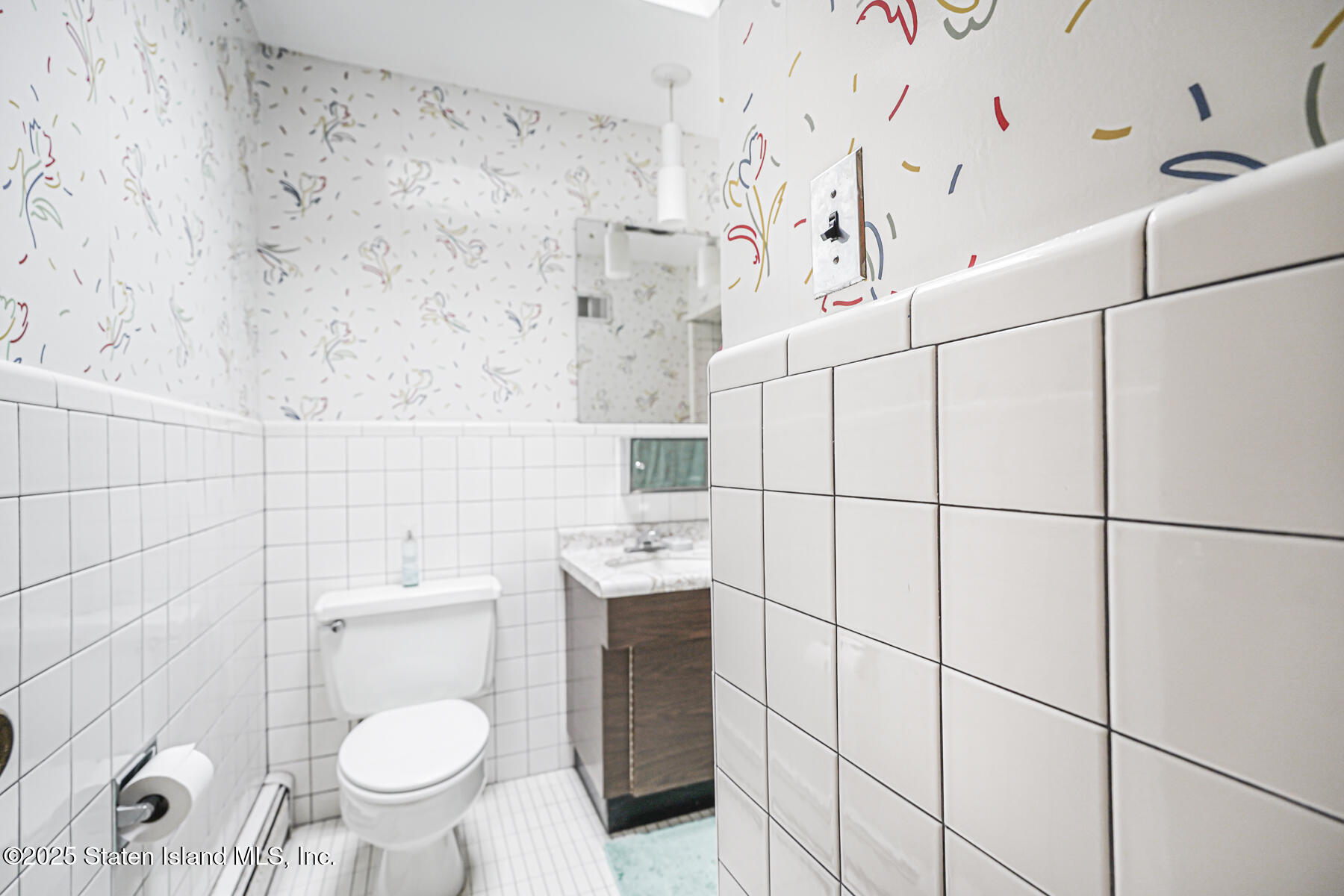 Staten Island, New York 10301, United States, 3 Bedrooms Bedrooms, ,2 BathroomsBathrooms,Residential,Active,216907