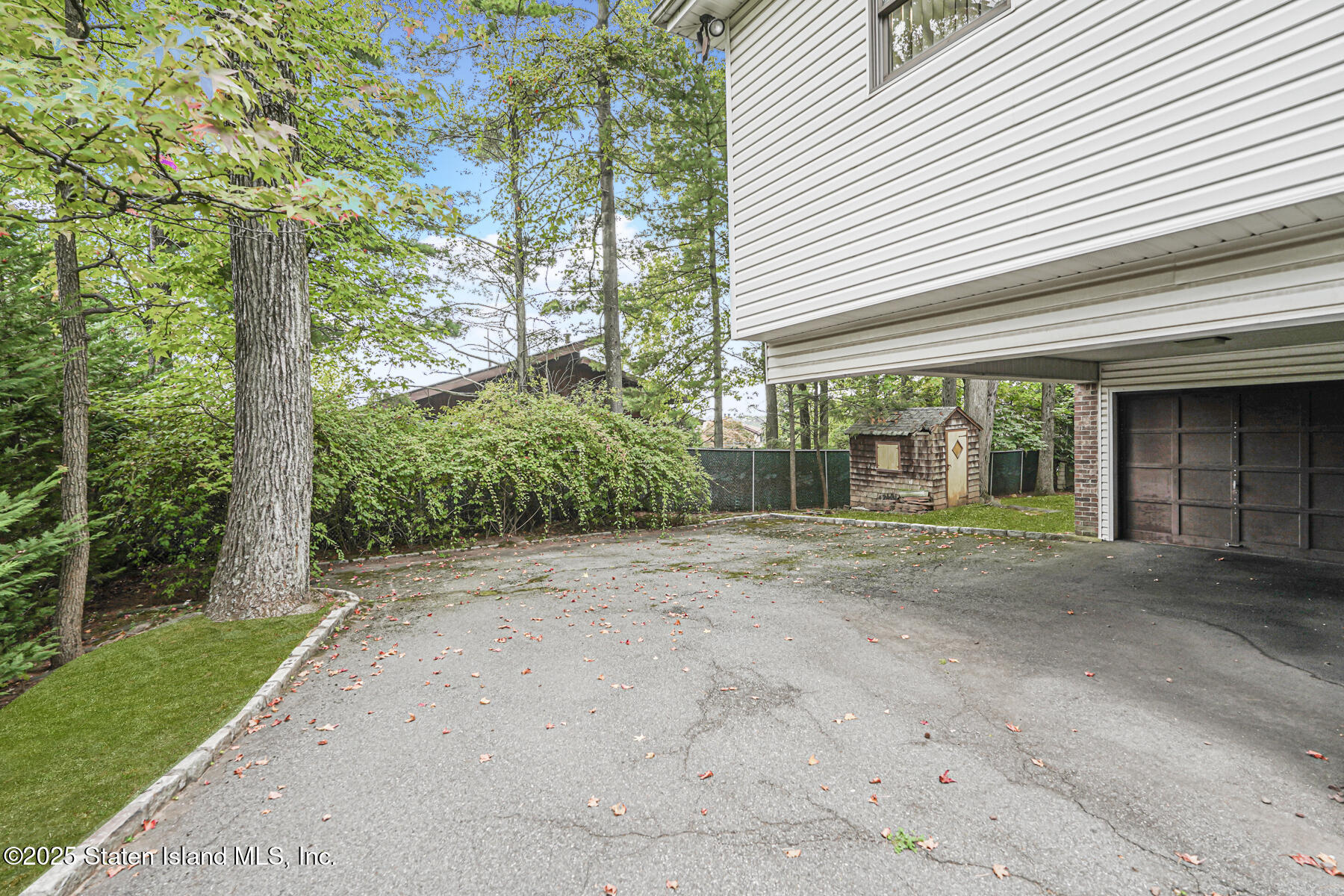 Staten Island, New York 10301, United States, 3 Bedrooms Bedrooms, ,2 BathroomsBathrooms,Residential,Active,216907