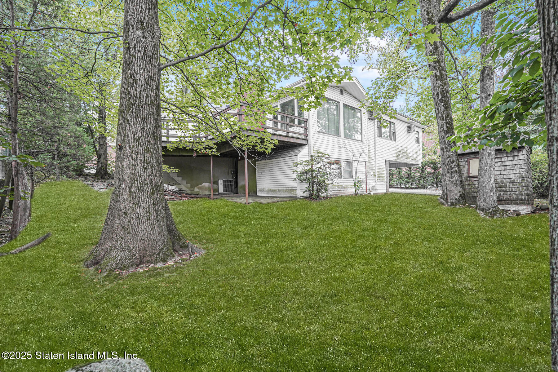 Staten Island, New York 10301, United States, 3 Bedrooms Bedrooms, ,2 BathroomsBathrooms,Residential,Active,216907