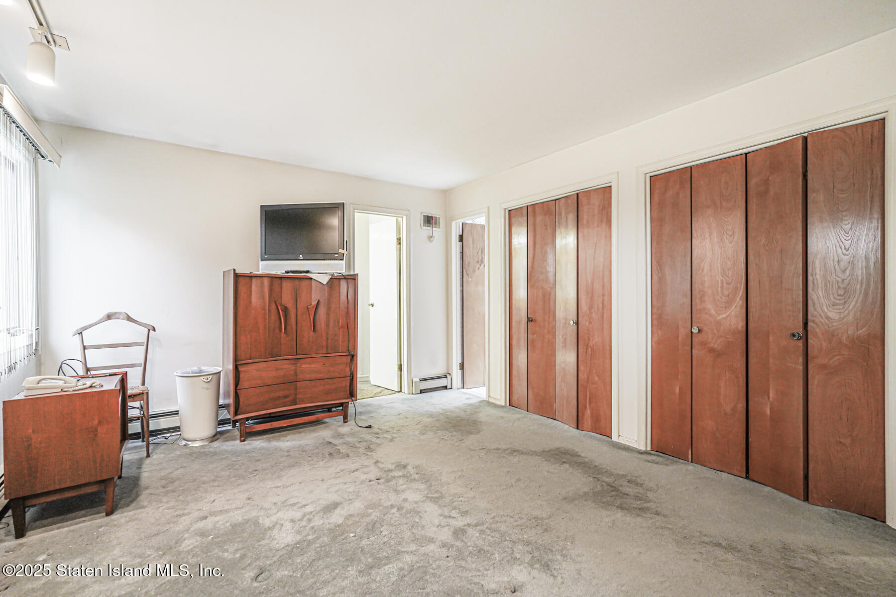 Staten Island, New York 10301, United States, 3 Bedrooms Bedrooms, ,2 BathroomsBathrooms,Residential,Active,216907