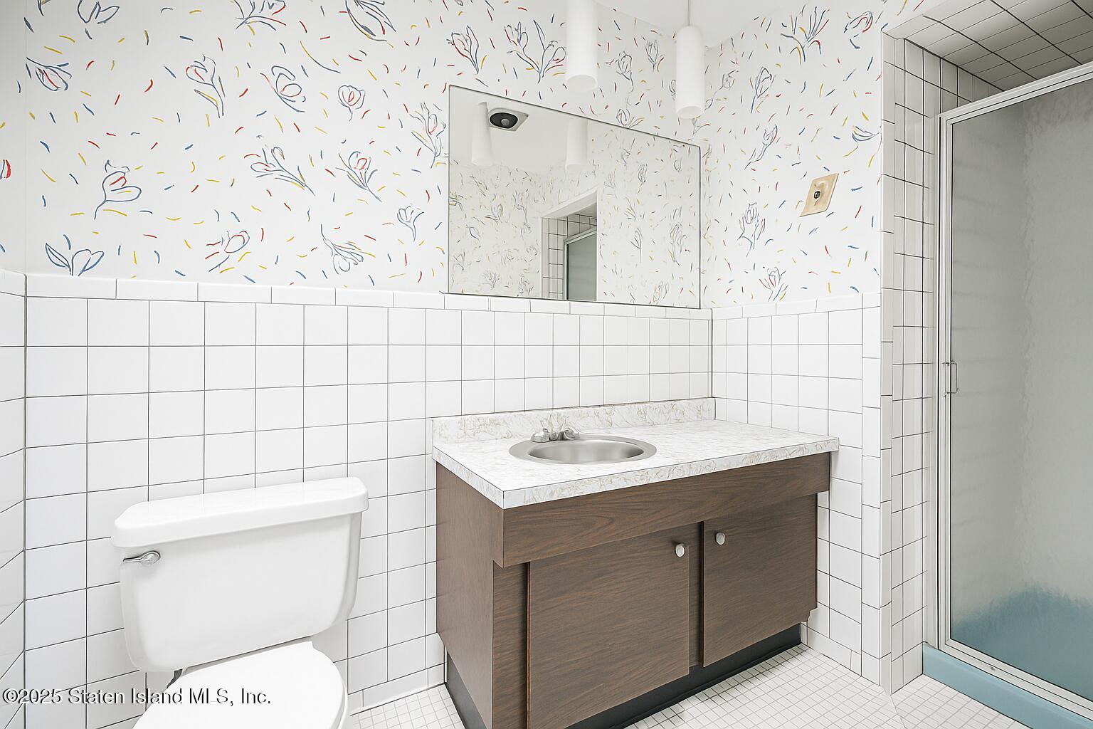 Staten Island, New York 10301, United States, 3 Bedrooms Bedrooms, ,2 BathroomsBathrooms,Residential,Active,216907