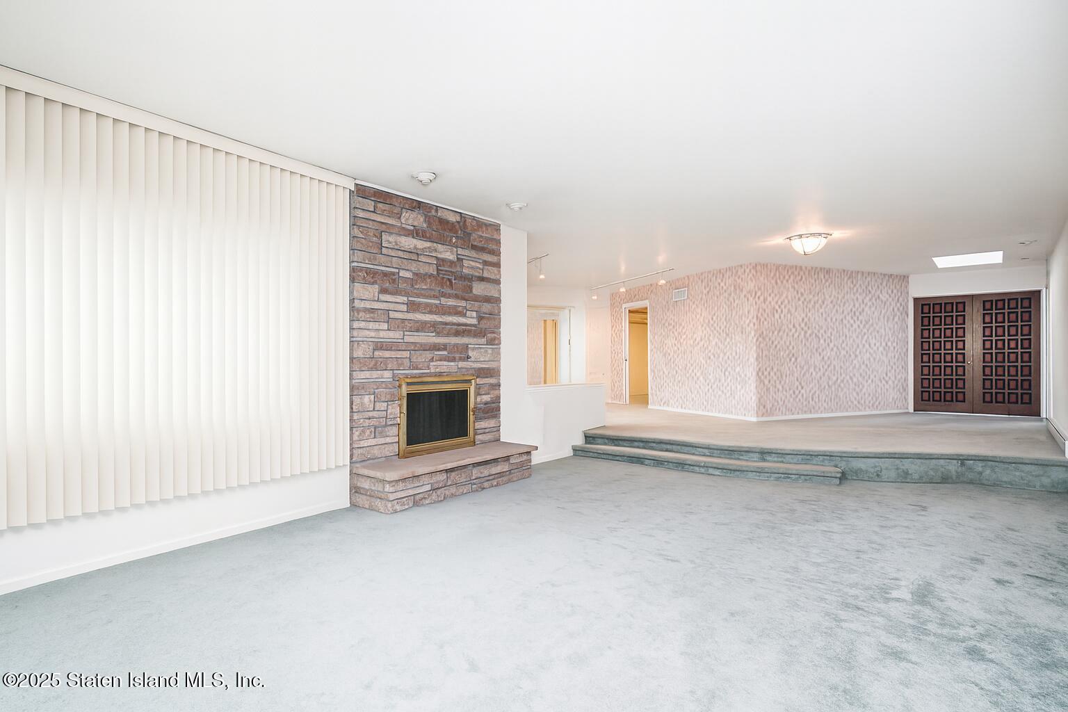 Staten Island, New York 10301, United States, 3 Bedrooms Bedrooms, ,2 BathroomsBathrooms,Residential,Active,216907