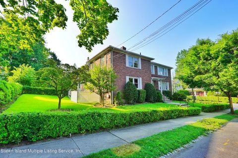 Photo of 78 Dudley Avenue, Staten Island, NY 10301 (MLS # 1163223)