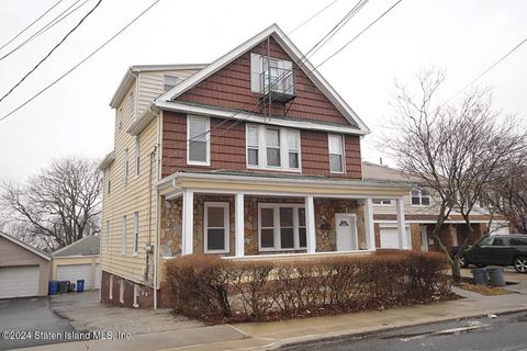 Photo of 296 Bradley Avenue, Staten Island, NY 10314 (MLS # 2601083)