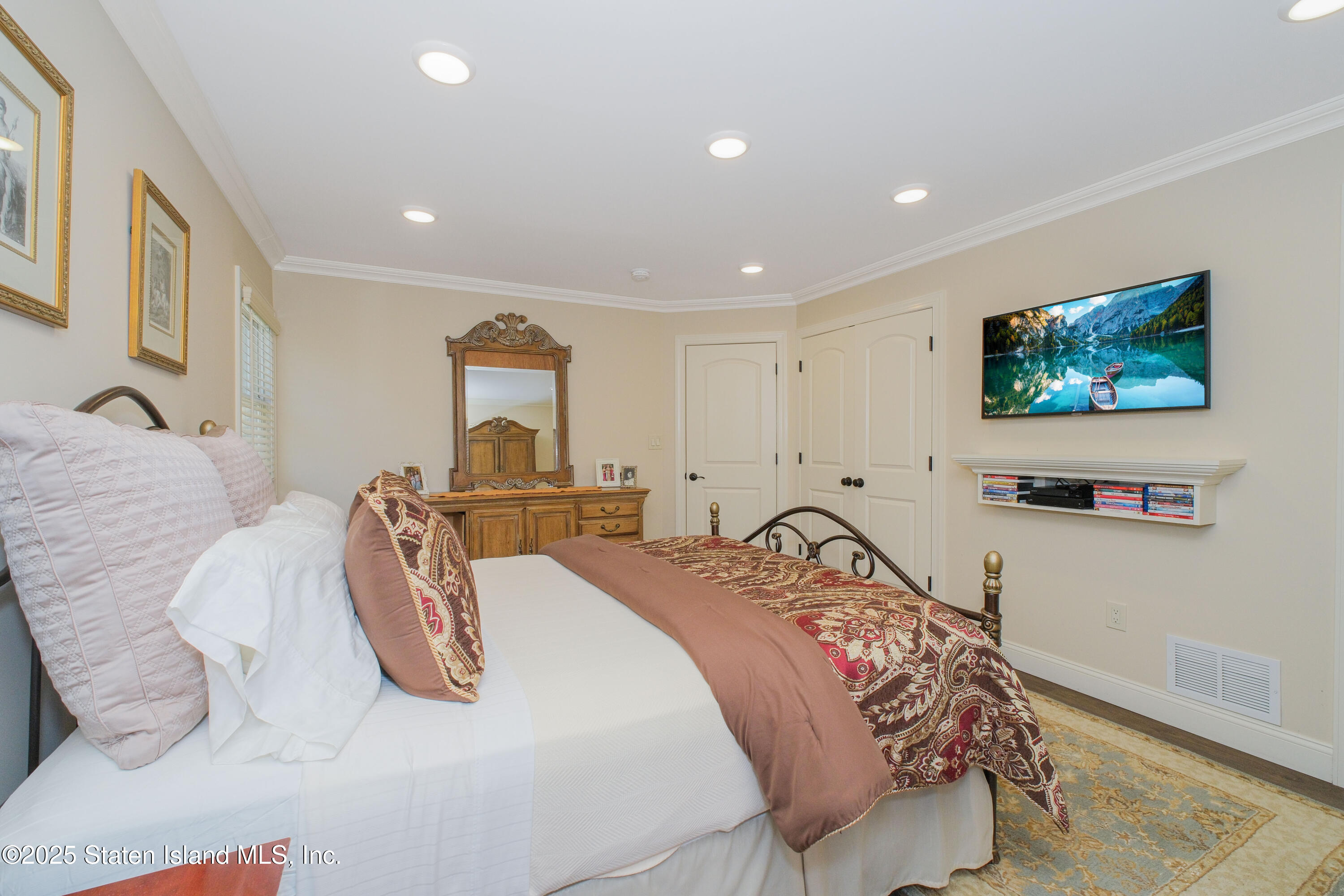 269 Chesterton Avenue, Staten Island, New York image 10