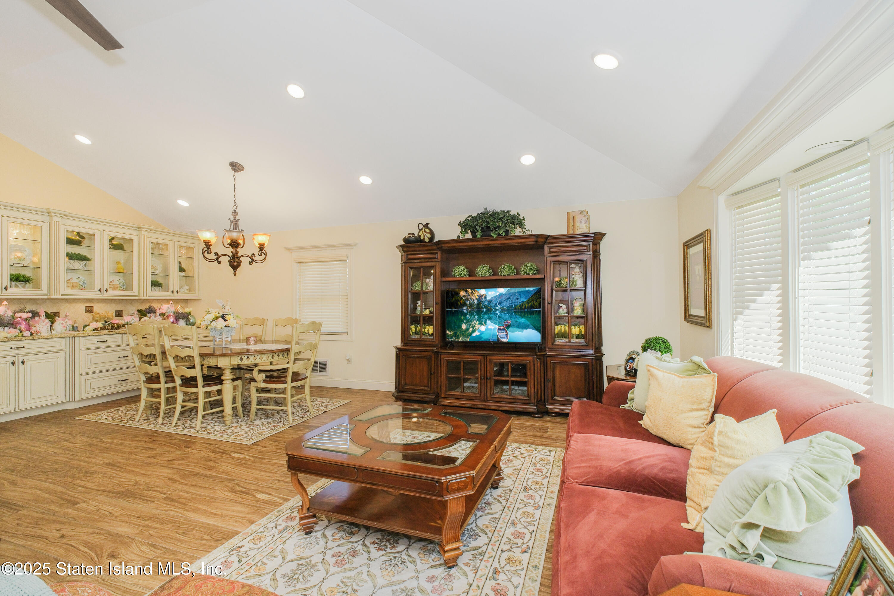 269 Chesterton Avenue, Staten Island, New York image 5