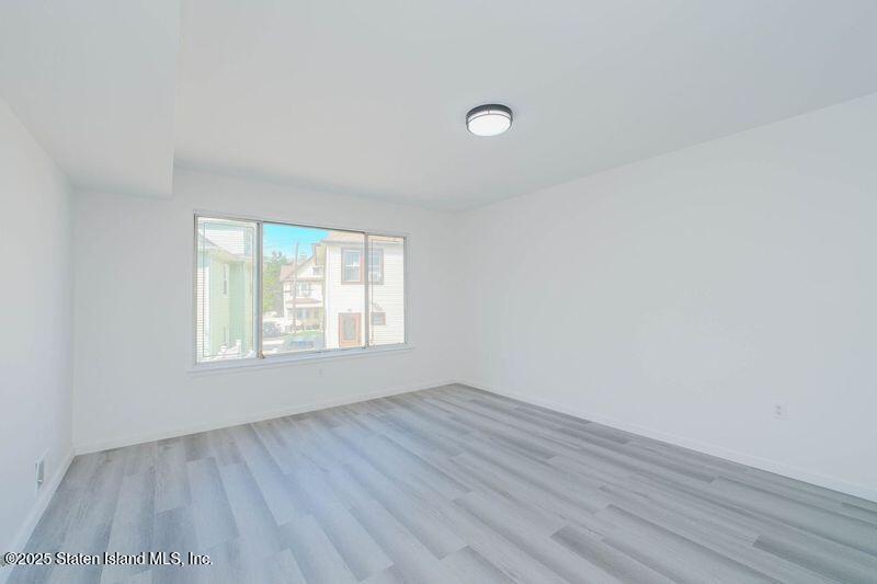 23 Vogel Loop, Staten Island, New York image 20
