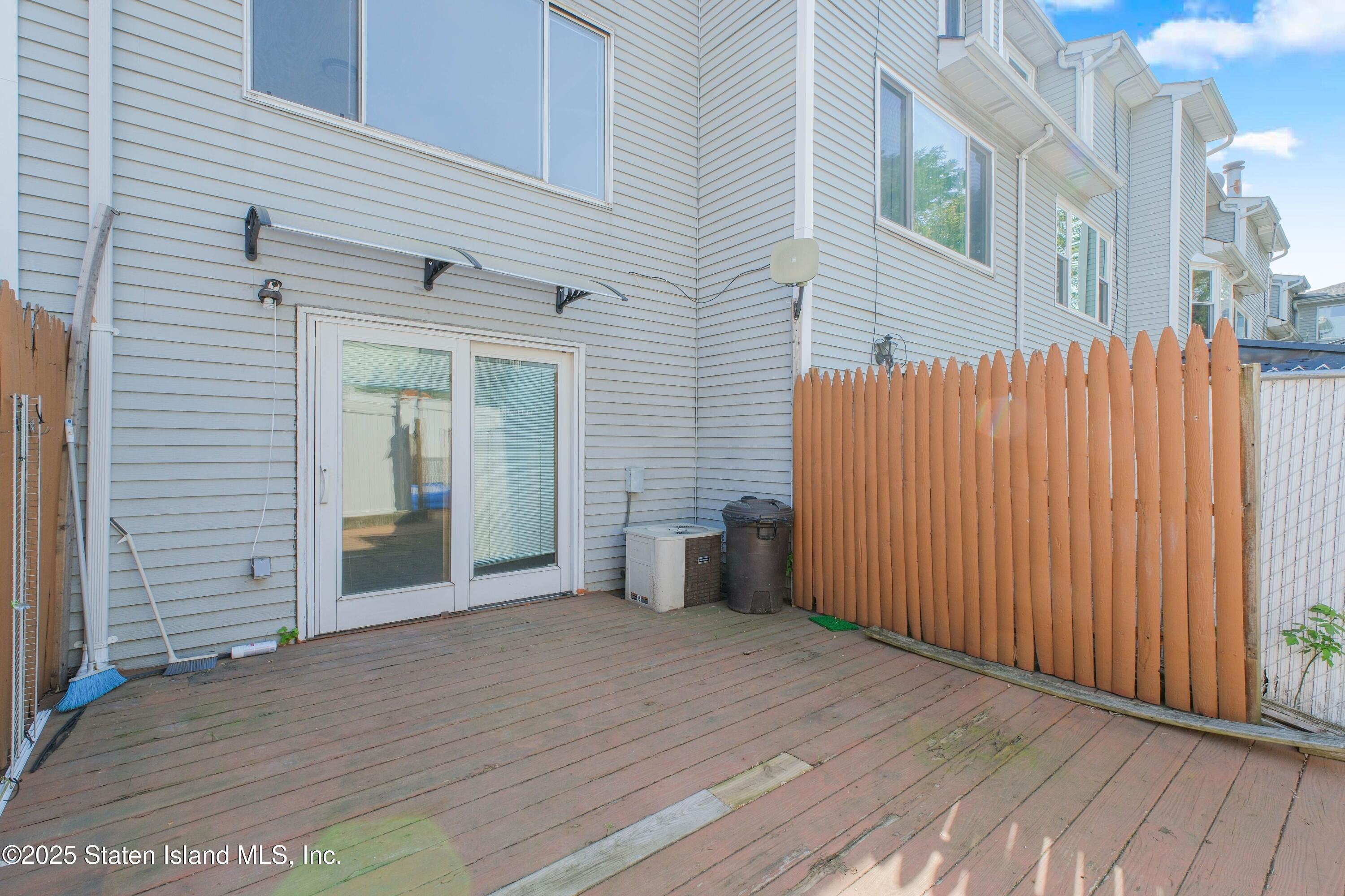 23 Vogel Loop, Staten Island, New York image 24