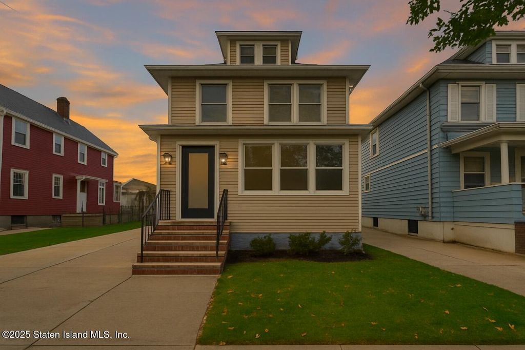 Photo of 145 Clinton Place, Staten Island, NY 10302 (MLS # 2506442)