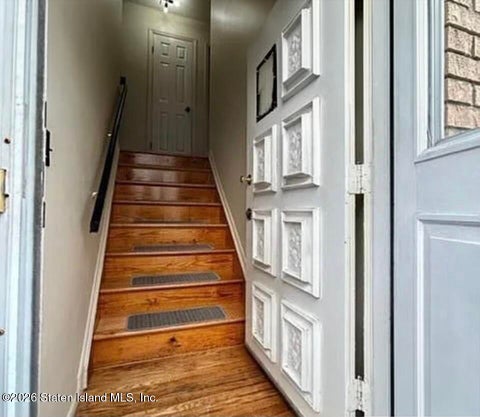 Photo of 204 Darlington Avenue, Staten Island, NY 10312 (MLS # 2605967)