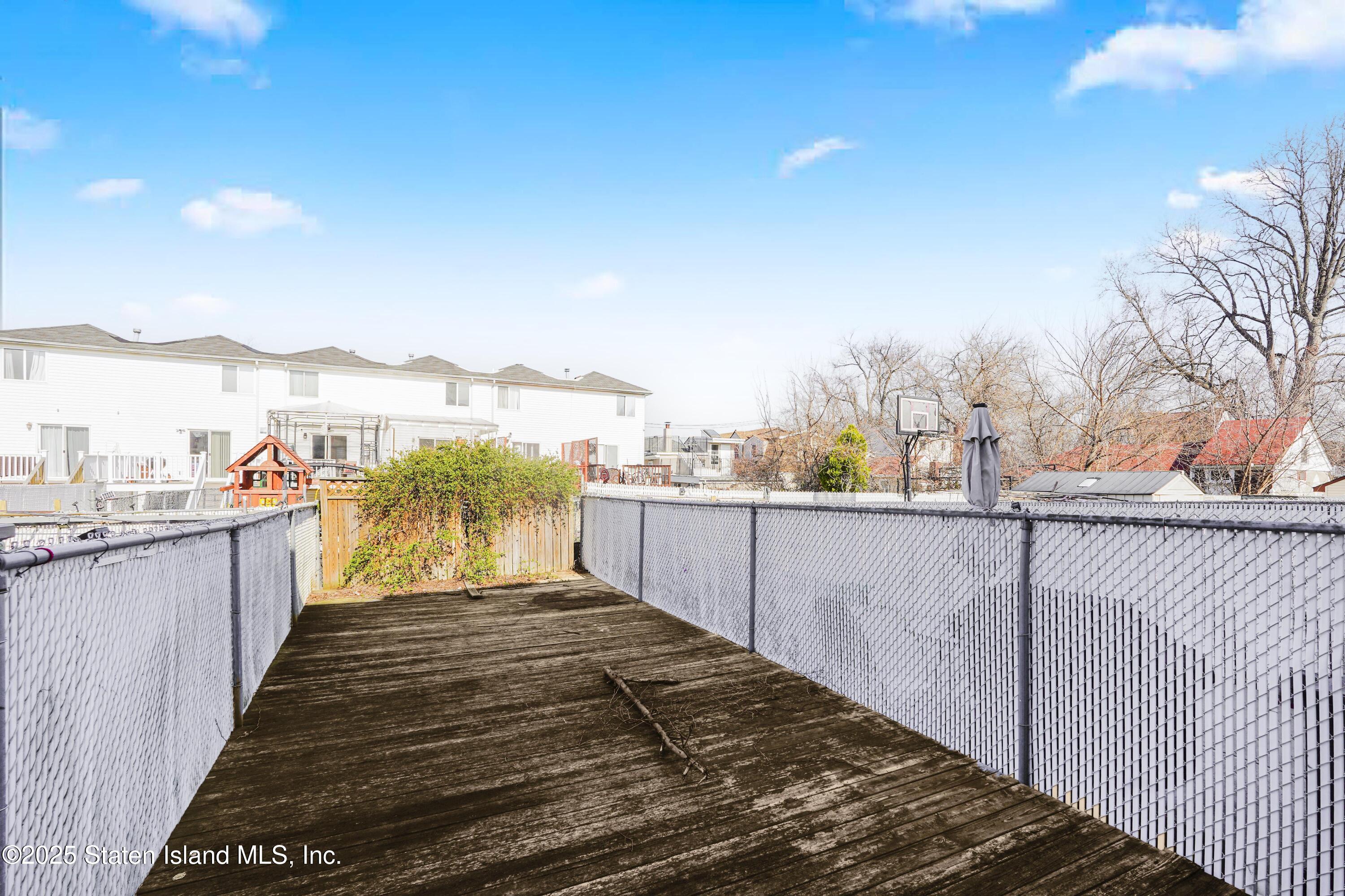 125 Milton Avenue, Staten Island, New York image 22