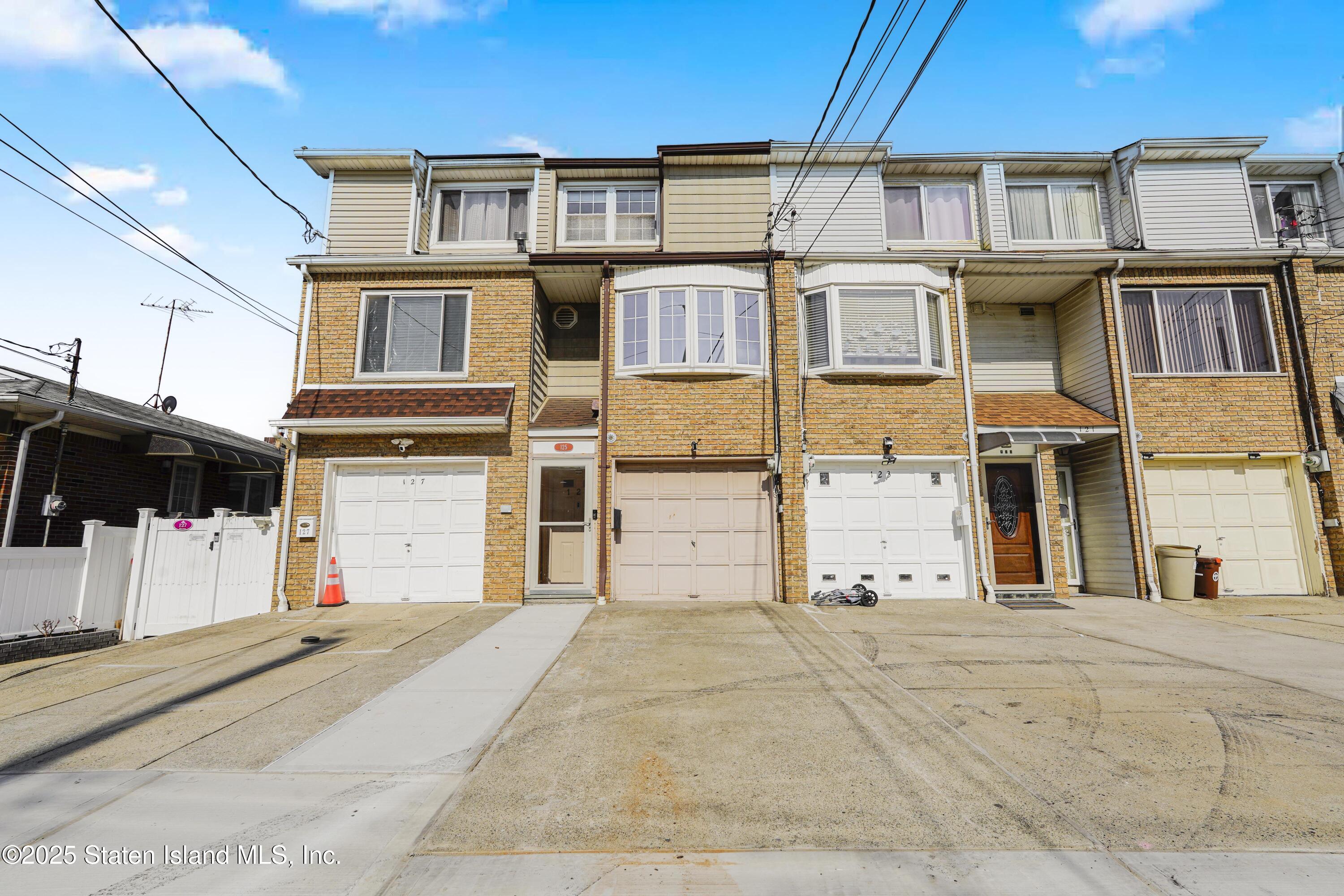 125 Milton Avenue, Staten Island, New York image 1