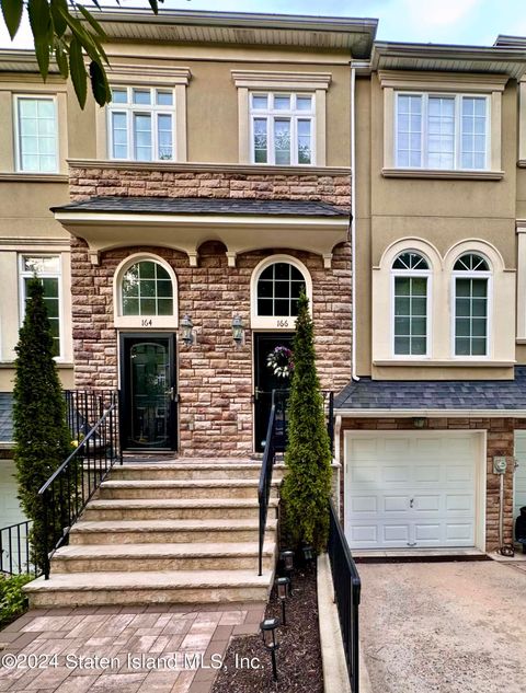 Photo of 166 Presentation Circle, Staten Island, NY 10312 (MLS # 2405285)
