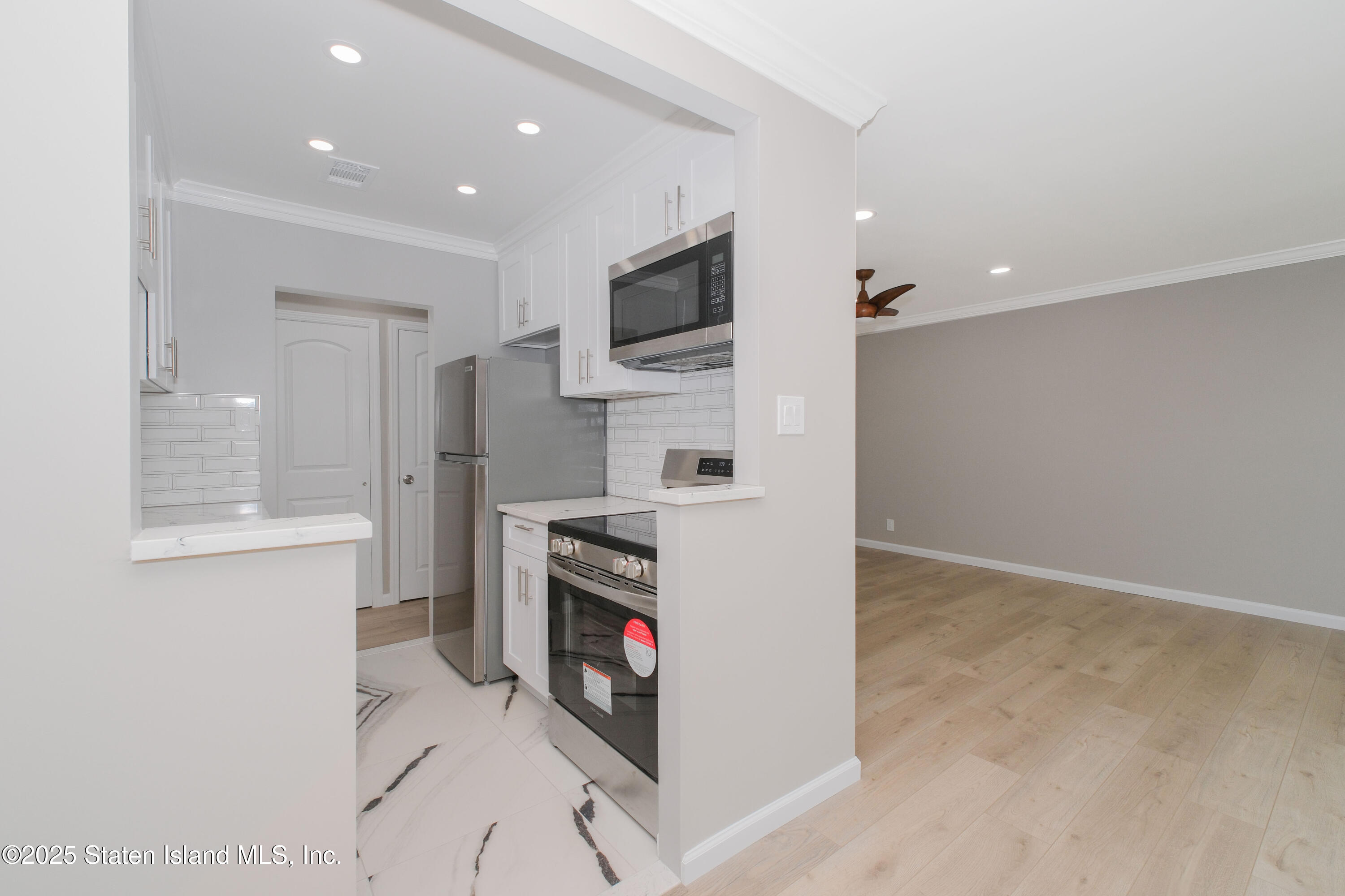 131 Cortelyou Avenue #2-1, Staten Island, New York image 5