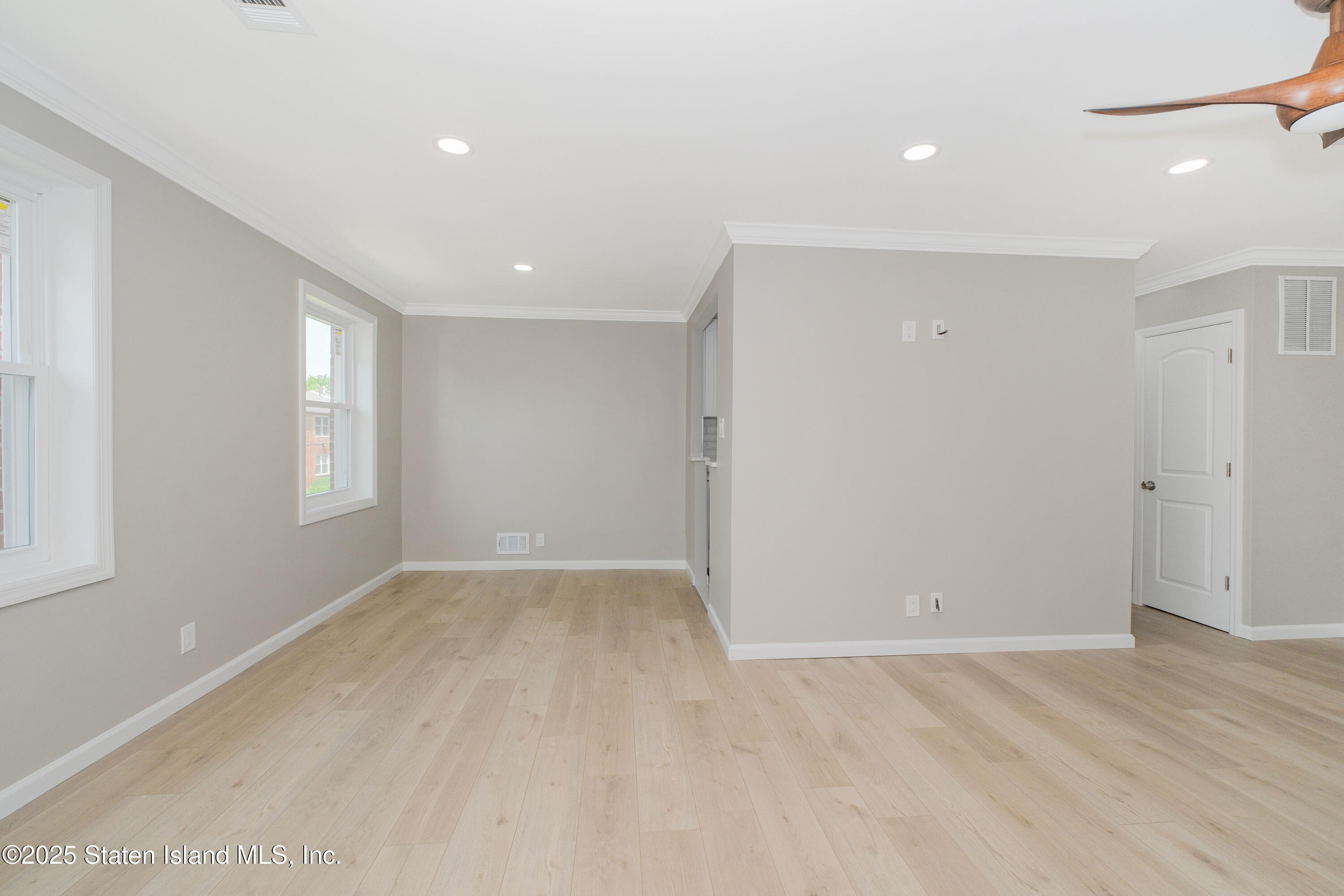 131 Cortelyou Avenue #2-1, Staten Island, New York image 10