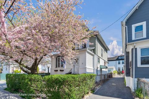 Photo of 393 Broadway, Staten Island, NY 10310 (MLS # 1161411)