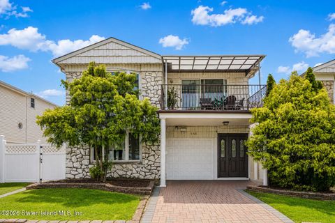 Photo of 188 Nome Avenue, Staten Island, NY 10314 (MLS # 2602737)