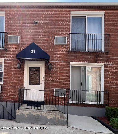 Photo of 45 Vera Street #31-D, Staten Island, NY 10305 (MLS # 2405234)