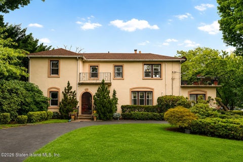 Photo of 15 Allendale Road, Staten Island, NY 10305 (MLS # 2604175)
