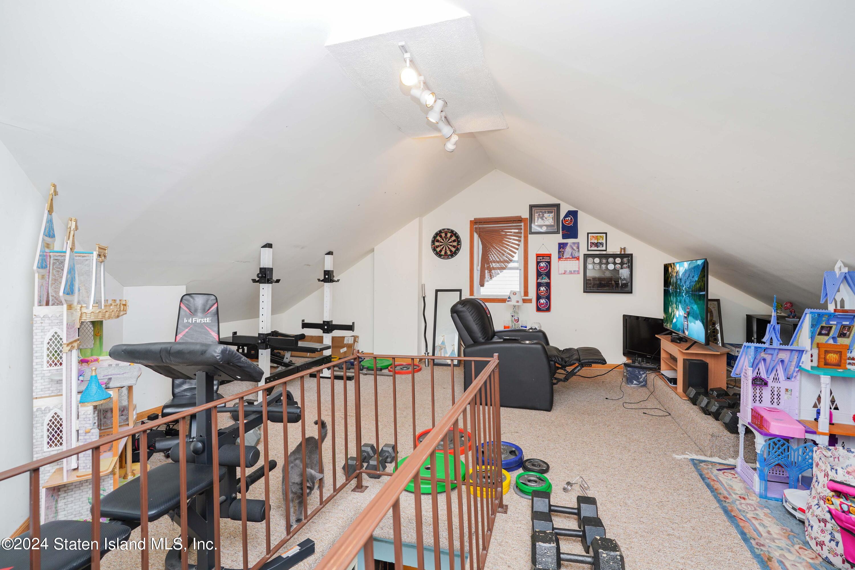 47 Highview Avenue, Staten Island, New York image 24