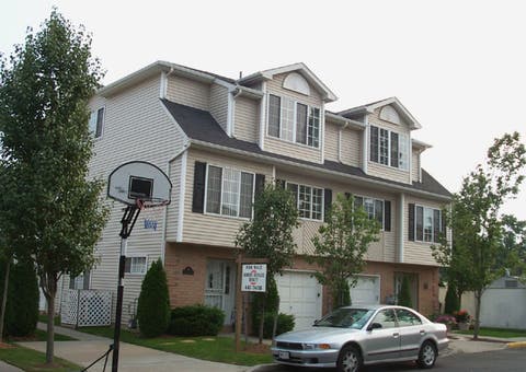 Apartment For Rent - 40 Hemlock Lane<br/> Staten Island, NY 10309