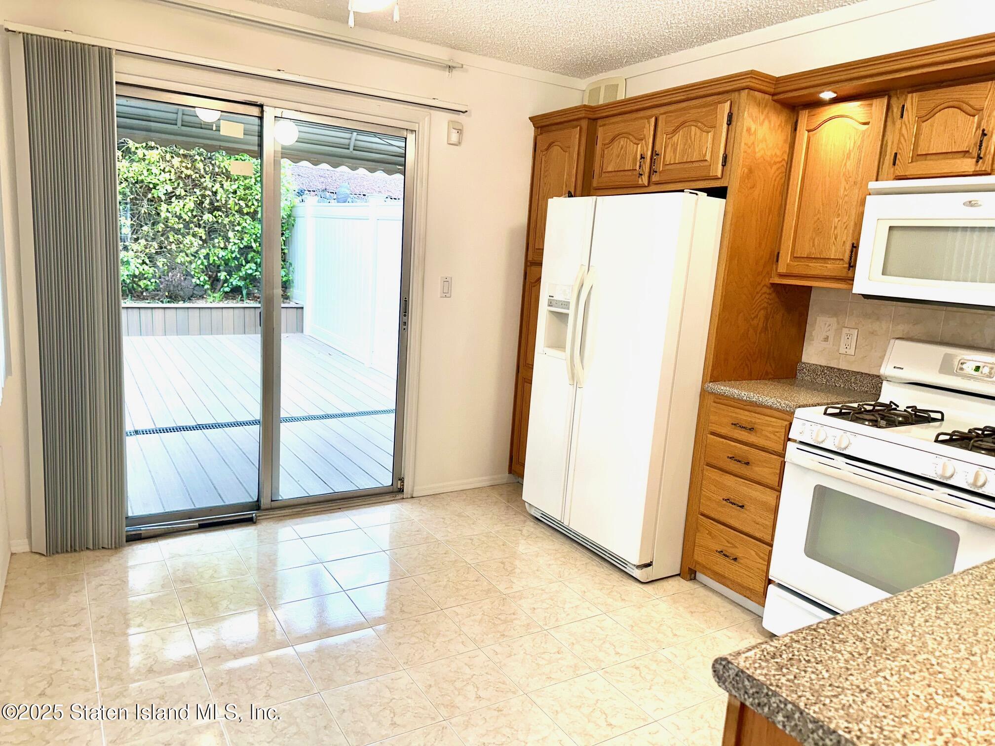 35 Duke Place, Staten Island, New York image 18
