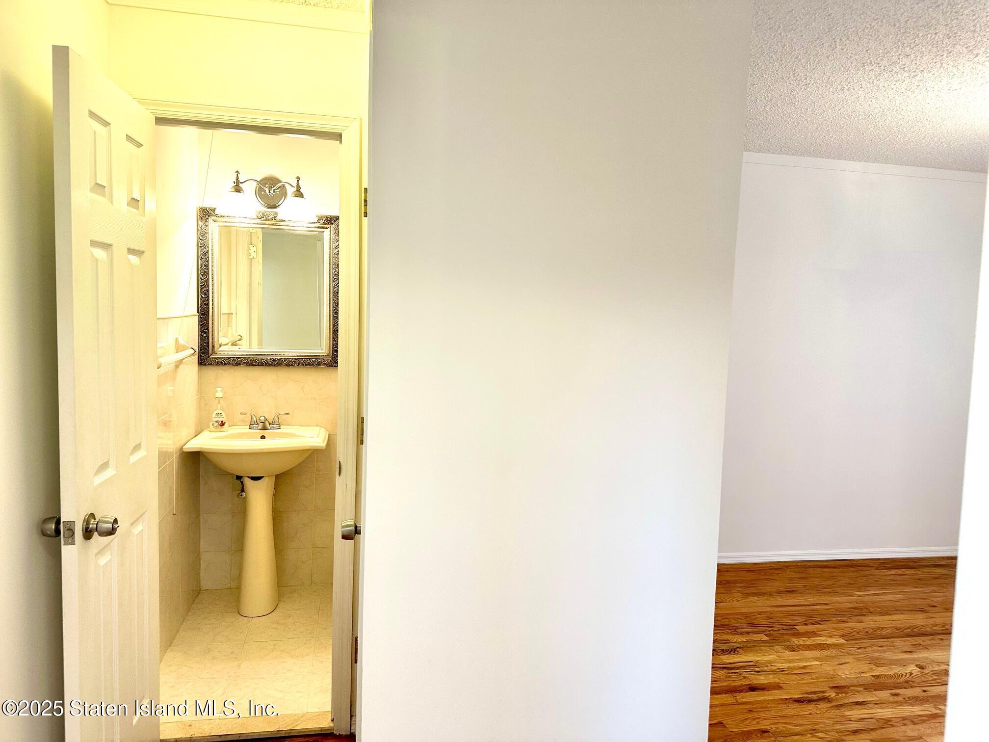 35 Duke Place, Staten Island, New York image 16