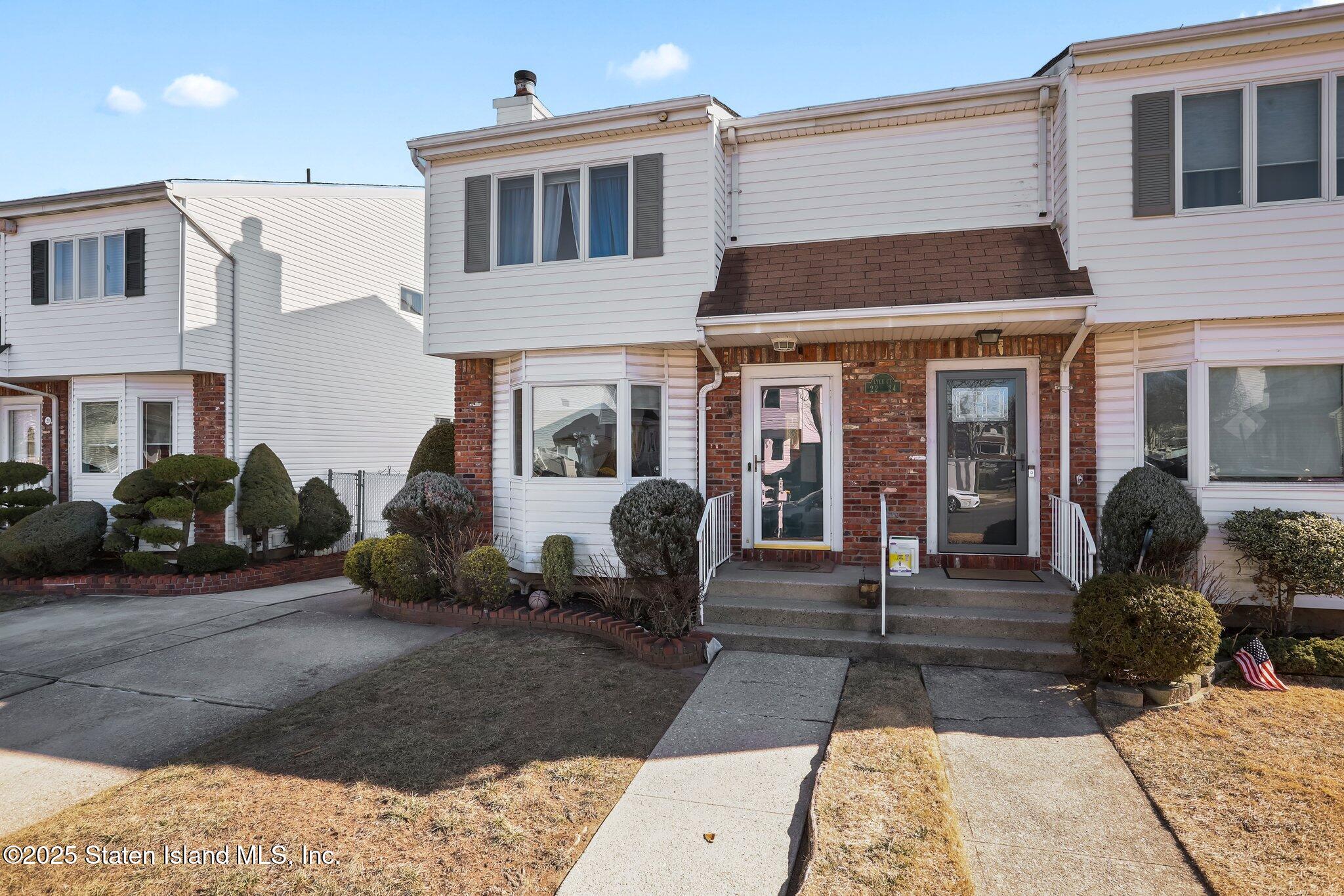 22 Lyle Court, Staten Island, New York image 1