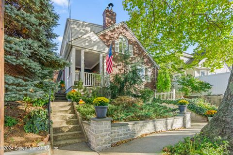 Photo of 177 Clinton B Fiske Avenue, Staten Island, NY 10314 (MLS # 2405837)