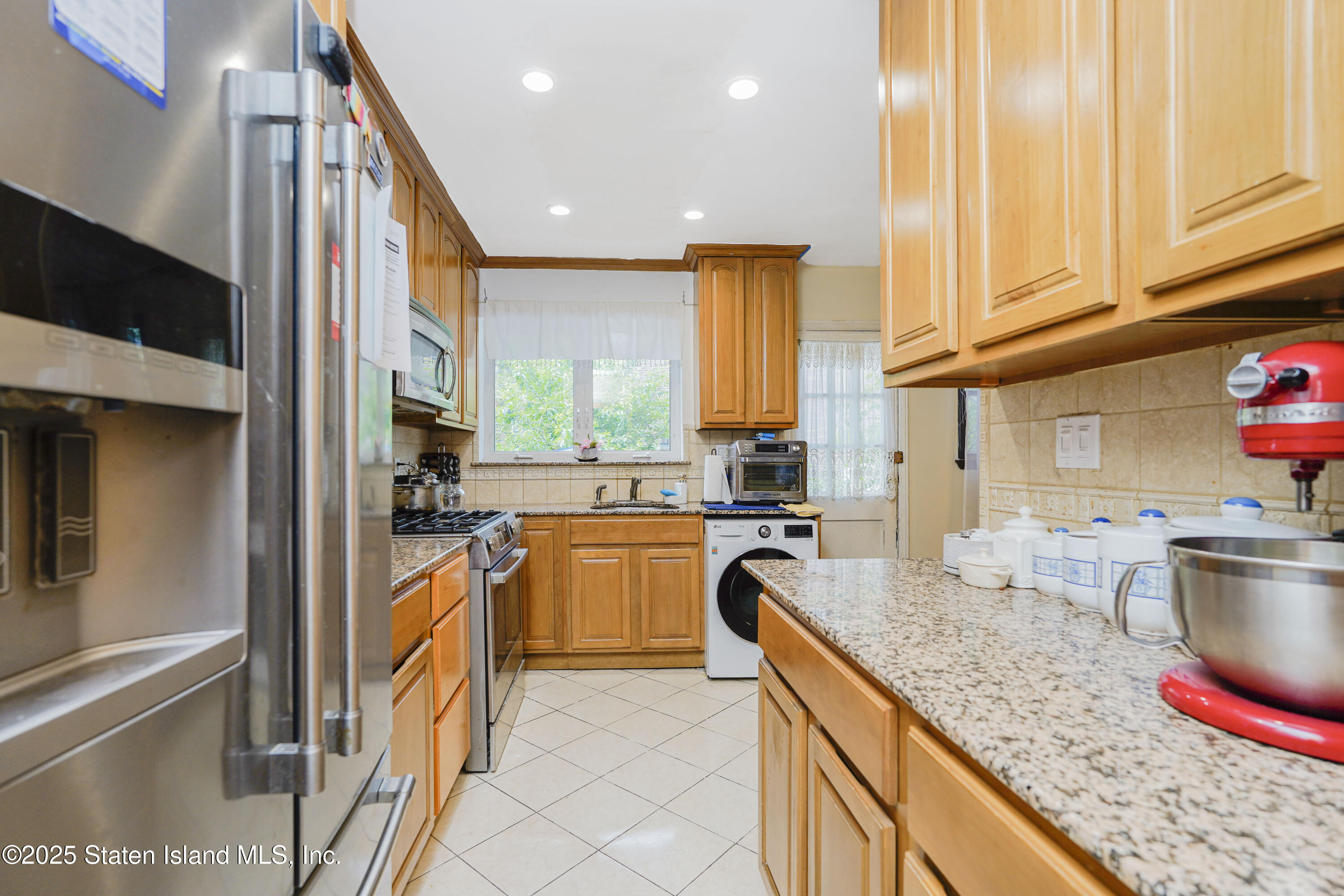 8946 15th Avenue, Brooklyn, New York image 12