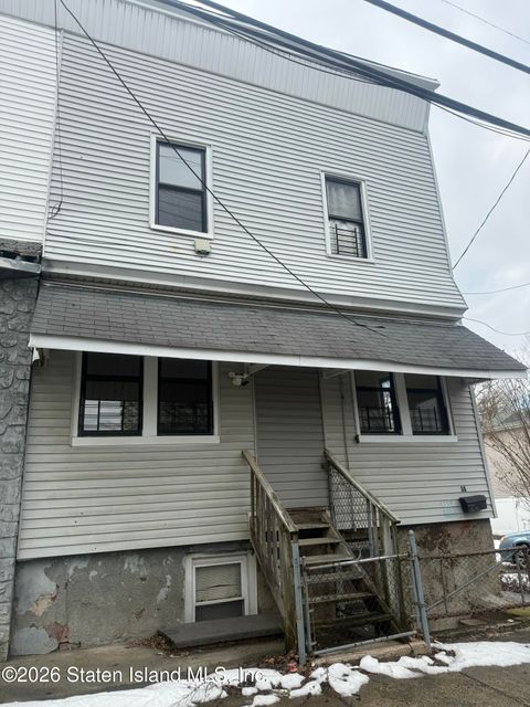 Photo of 3838 Holland Avenue, Staten Island, NY 10303 (MLS # 2601559)