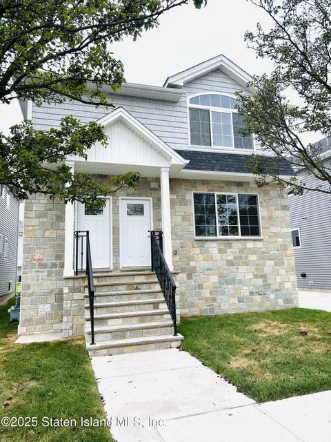 Photo of 84 Bionia Avenue #2fl, Staten Island, NY 10305 (MLS # 2504659)