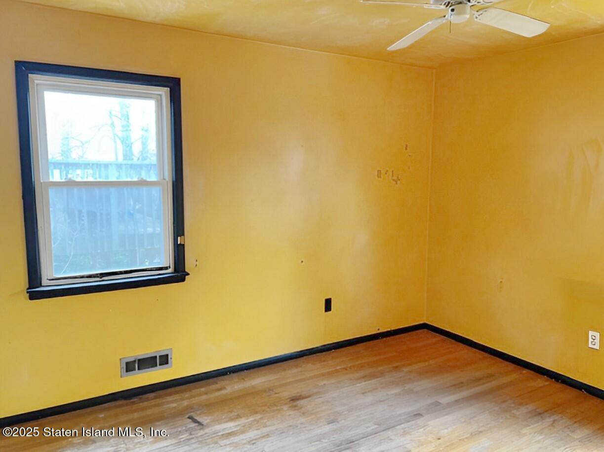 56 Clifton Avenue, Staten Island, New York image 17