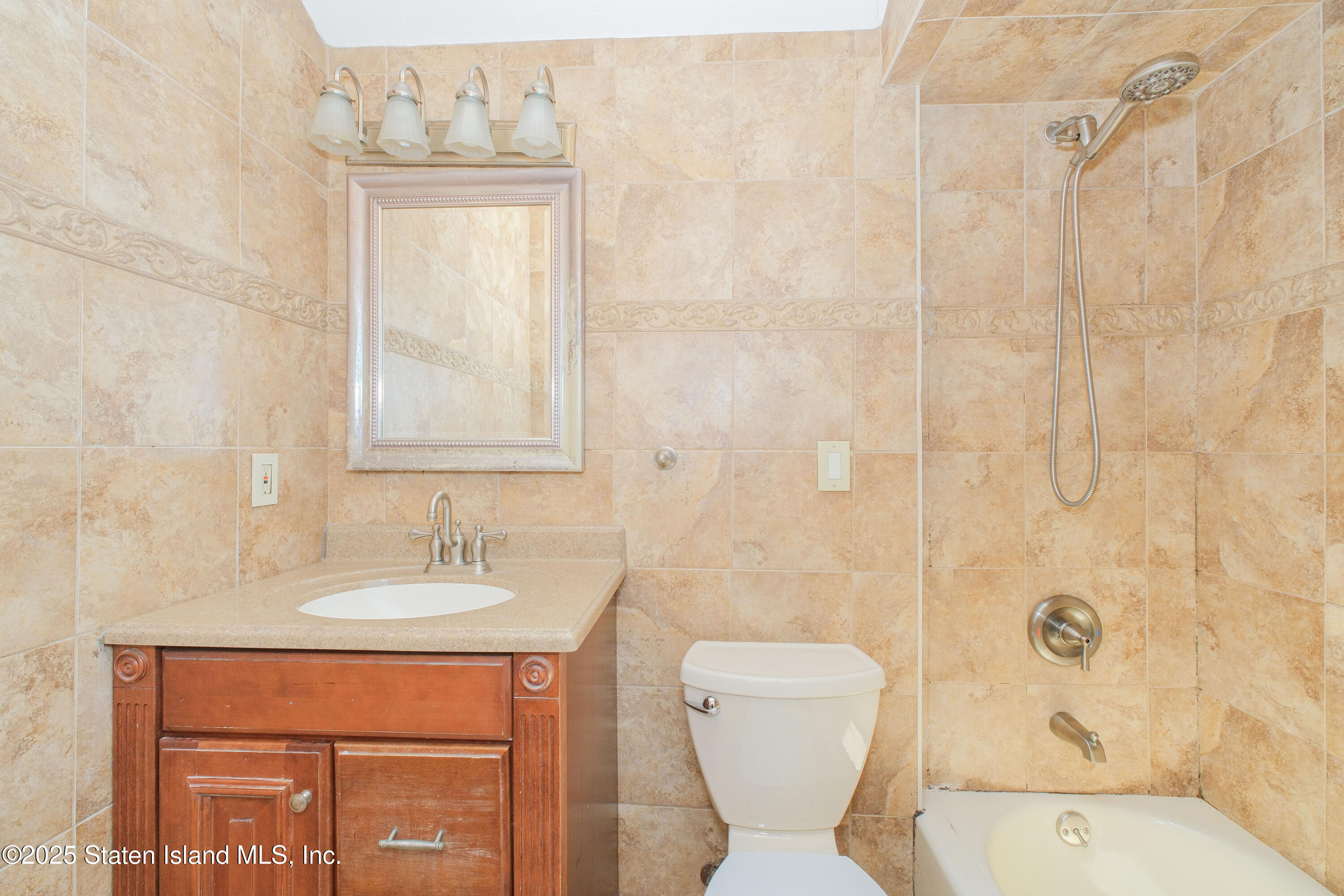 293 Wingham Street, Staten Island, New York image 24